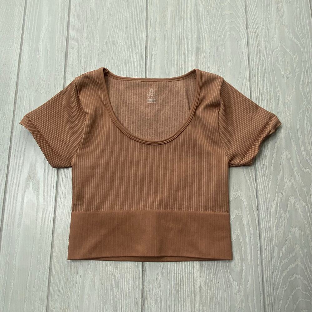 Aerie Offline Women's Camel Brown Ribbed Seamless Cropped Top Size Medium